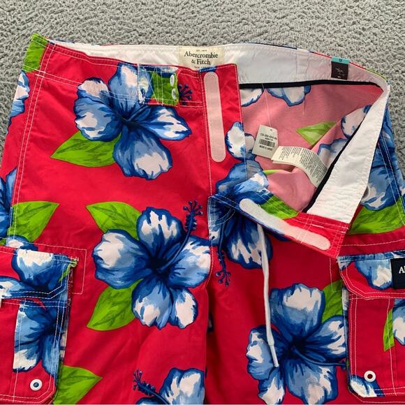 Abercrombie & Fitch Men's Swim Boardshorts Hibiscus Tropical  NWT  -  Size: XL - Picture 2 of 16